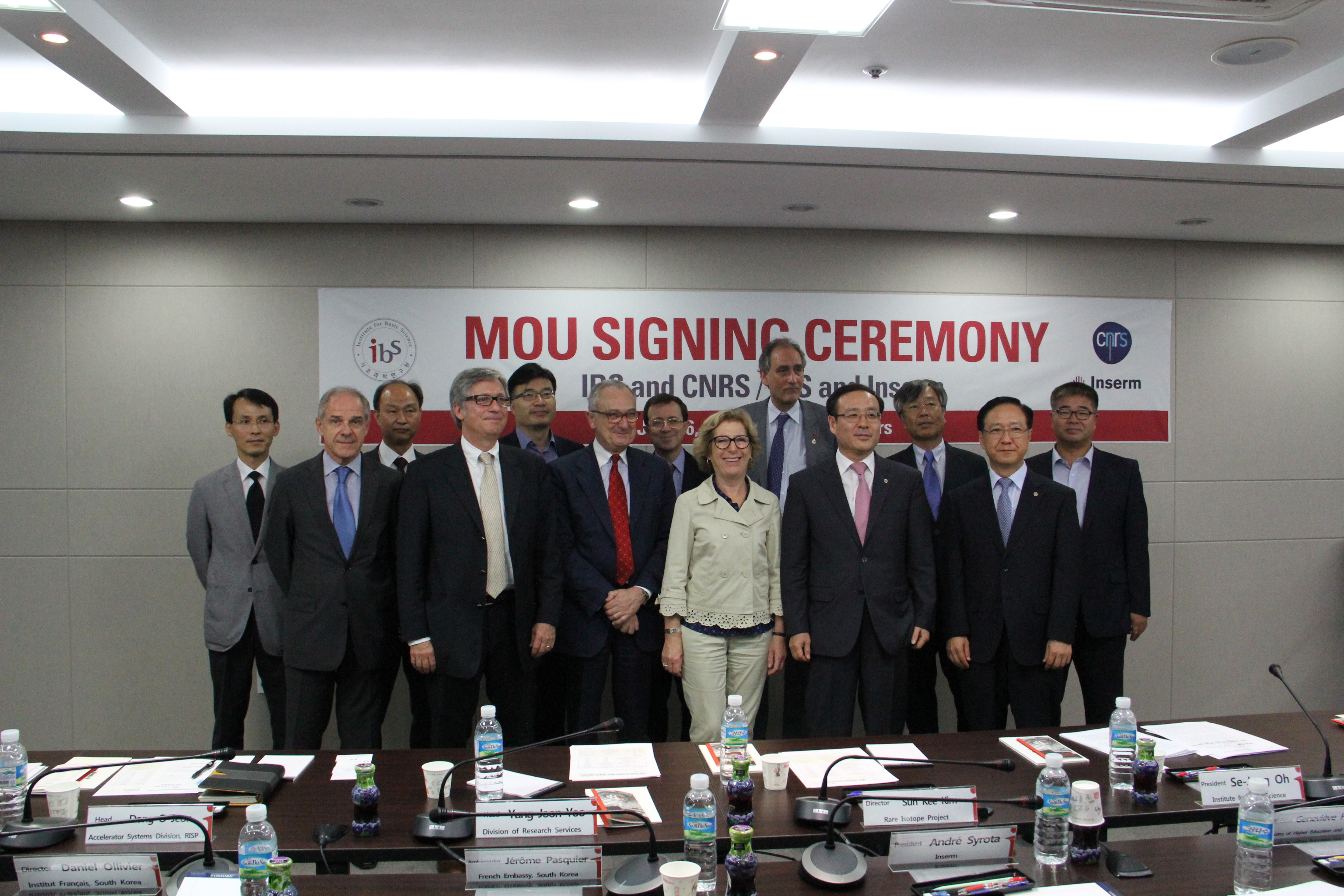 MOUs with Inserm & CRNS