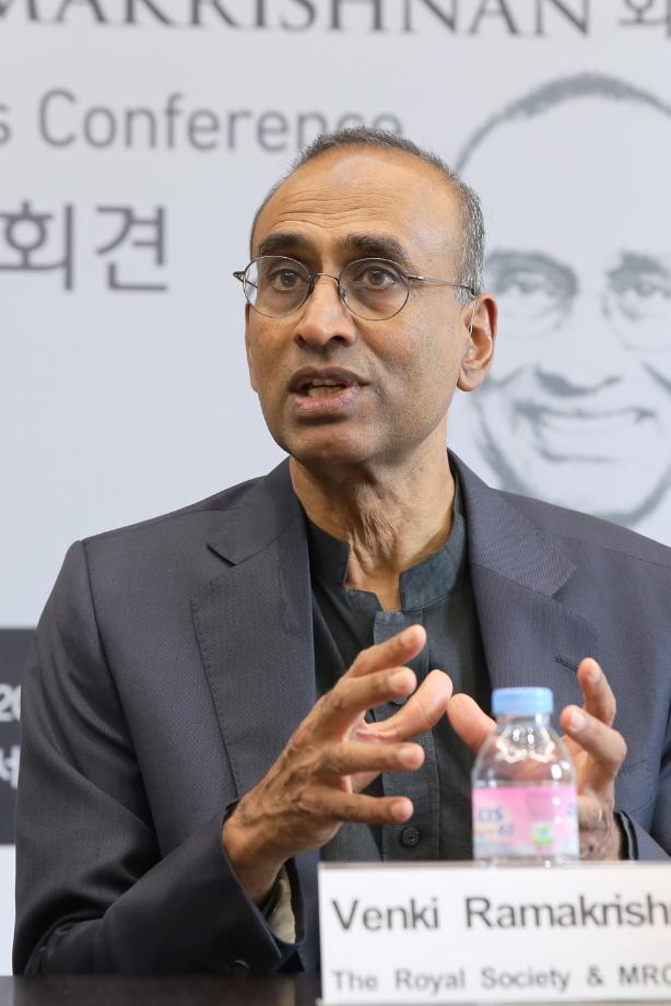 Venki Ramakrishnan_press interview 3