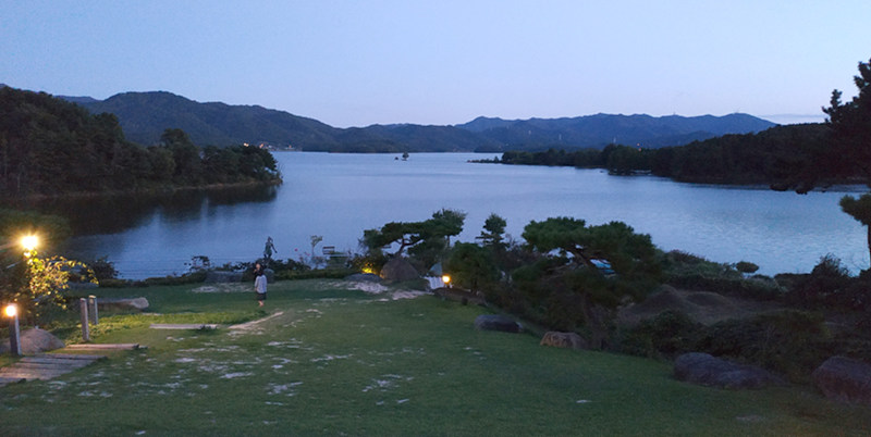 Daecheong Lake, Dam, and Park 대청호반자연생태공원