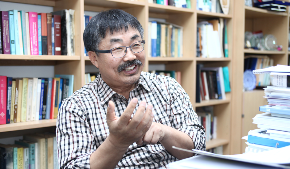 IBS 나노구조물리 연구단 이영희 단장은 