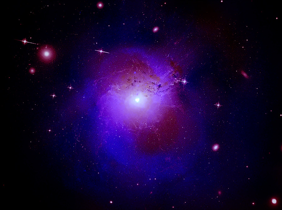 암흑물질은 우주 공간의 26.8%를 차지할 것으로 추정되는 가상의 입자다. (출처: NASA)