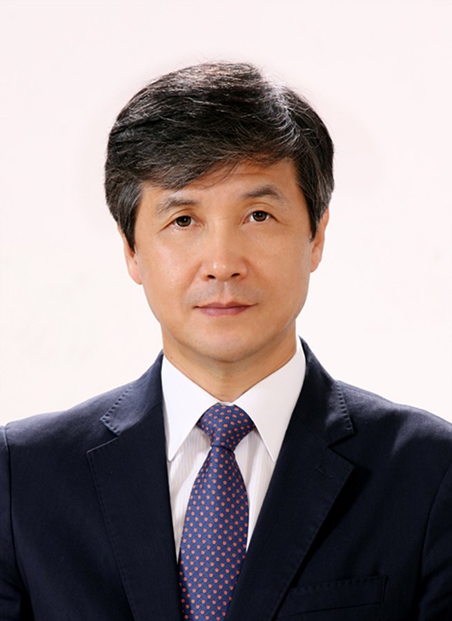 Dr. KWON Myeun was appointed as Director of the IBS Rare Isotope Science Project.