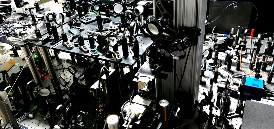 그림 1. 초고속 홀로그램 현미경의 모습