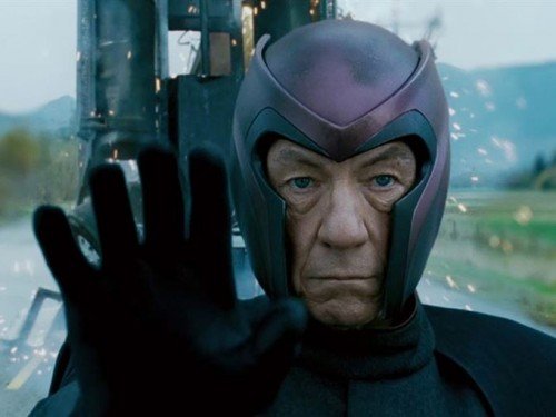 영화 <엑스맨> 시리즈의 ‘매그니토(Magneto)’의 이름은 자력, 자기, 자성이란 의미의 ‘Magnet’에서 따왔다. (출처 : 영화<엑스맨> 스틸컷)